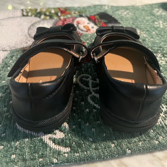 Classy and Cute Dress Shoes - Picture 5 of 5